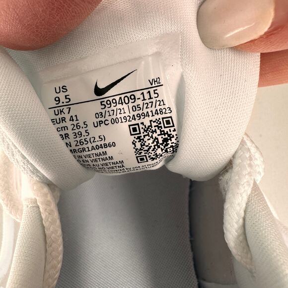 Nike Air Max Women's Thea Triple White Sneakers Size 9.5 - Picture 9 of 11